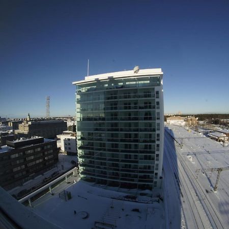 Апартаменты Keskustan Kaksio 45 M2 Autopaikalla, Rautatienkatu 19, 9 Krs Оулу Экстерьер фото